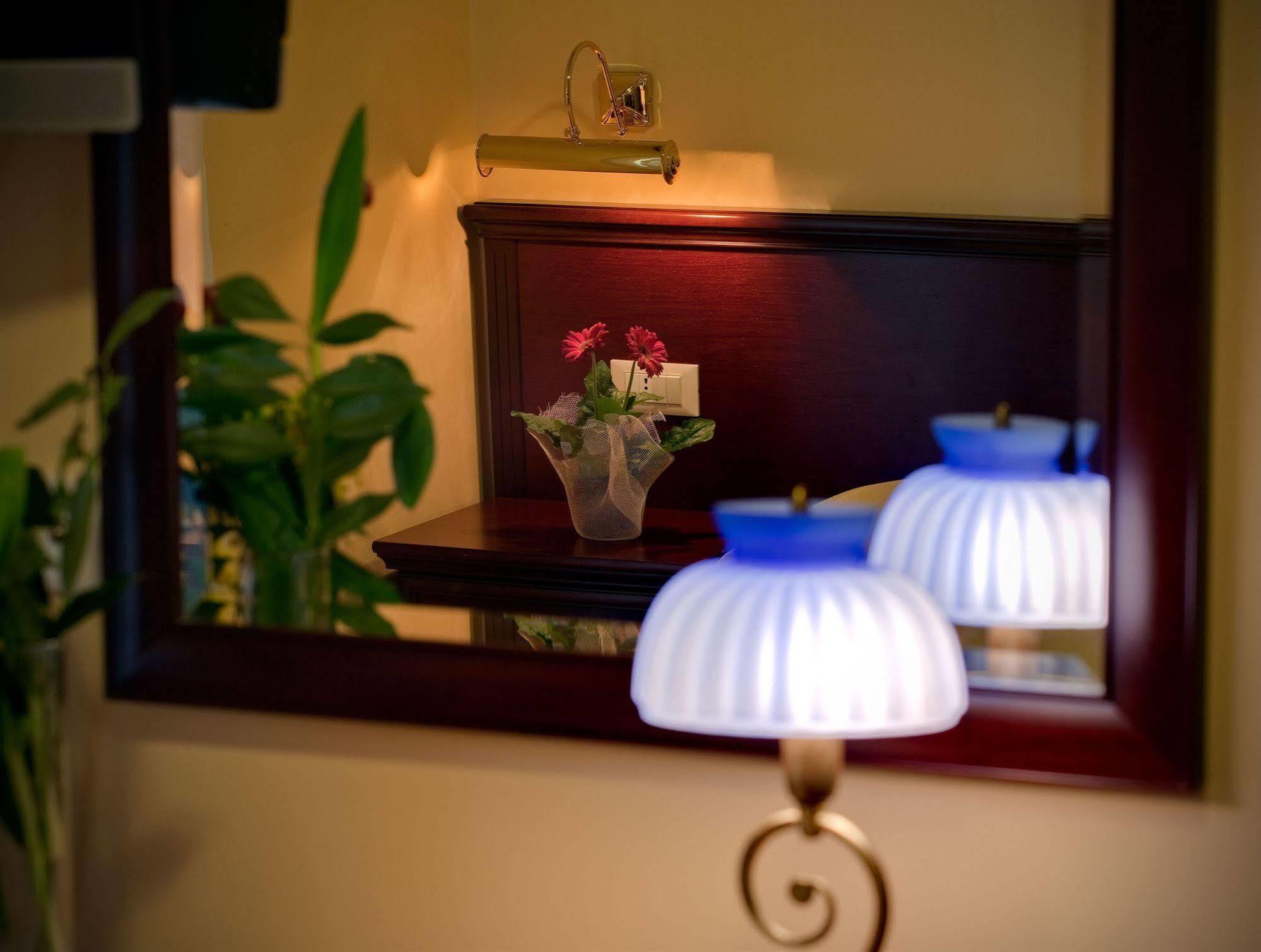 Hotel Boccascena Genova Eksteriør bilde